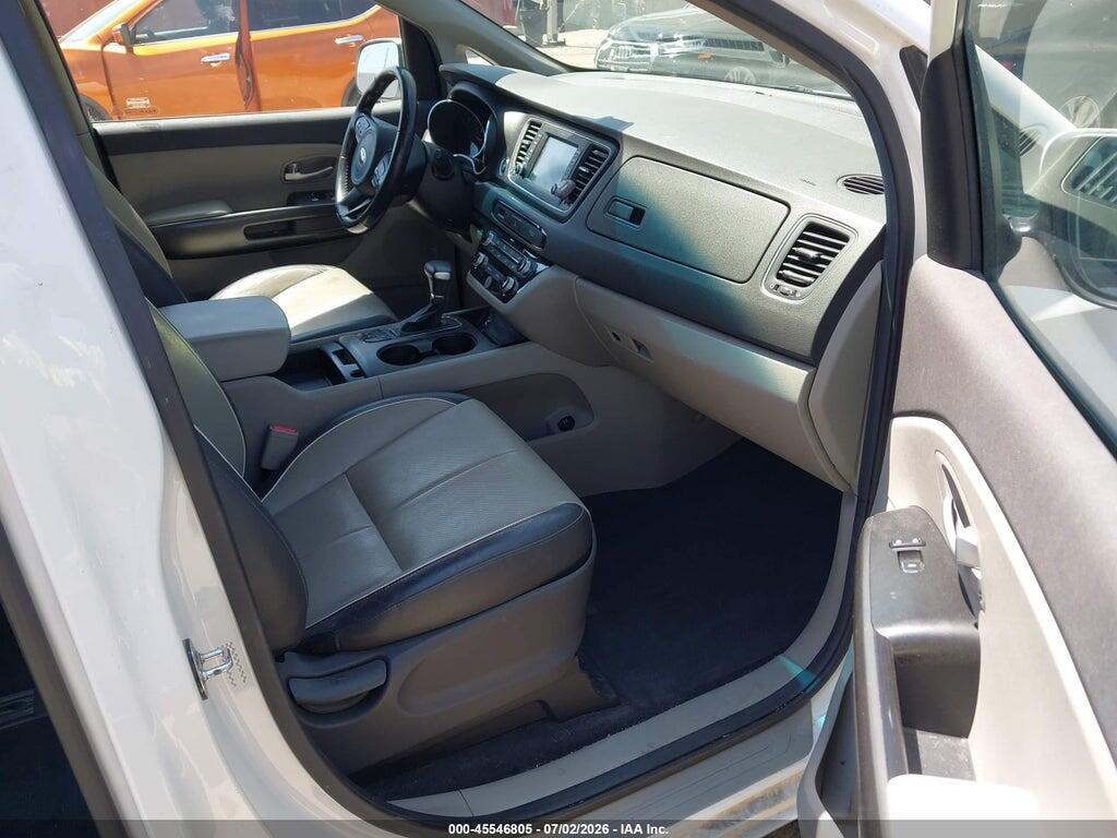 KNDMB5C11H6326217 2017 KIA SEDONA photo no. 5