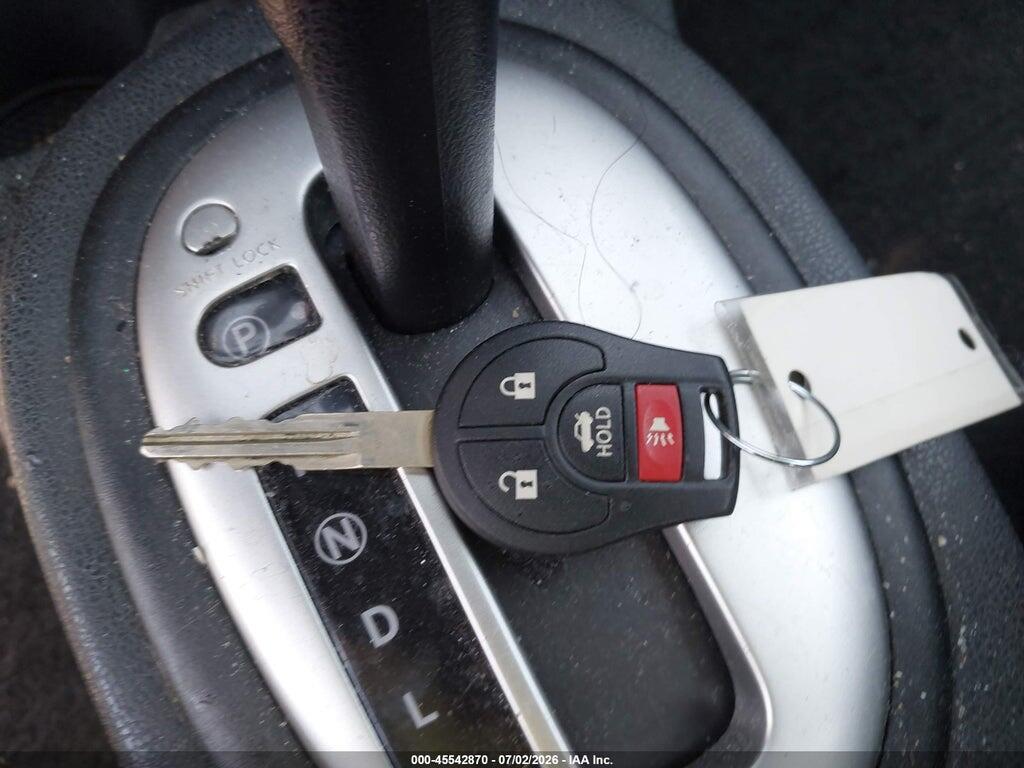 3N1CN7AP5KL876137 2019 NISSAN VERSA photo no. 11