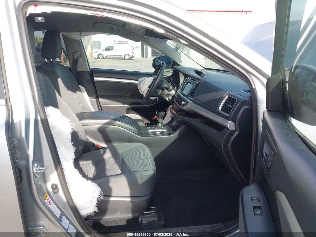 5TDBZRFH3KS701437 2019 TOYOTA HIGHLANDER photo no. 5