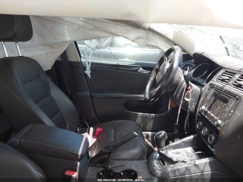 3VWL17AJ5HM212411 2017 VOLKSWAGEN JETTA photo no. 5