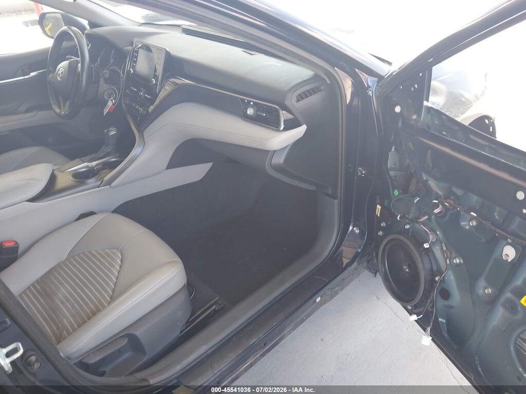 4T1G11AK6MU451476 2021 TOYOTA CAMRY photo no. 5