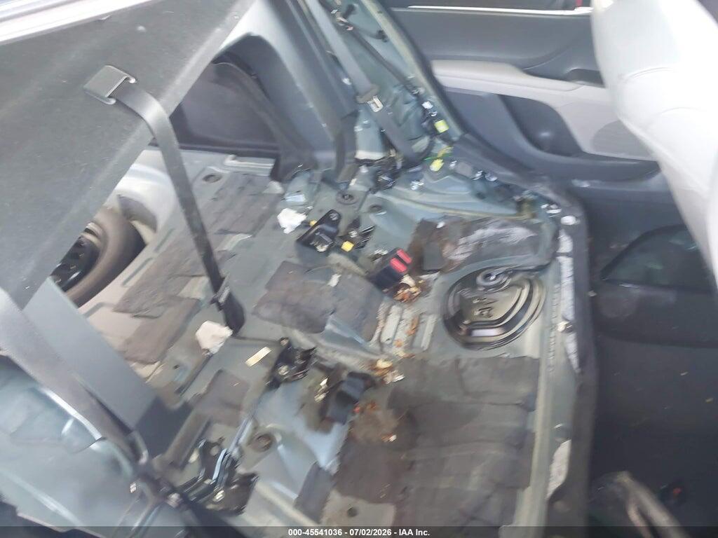 4T1G11AK6MU451476 2021 TOYOTA CAMRY photo no. 8