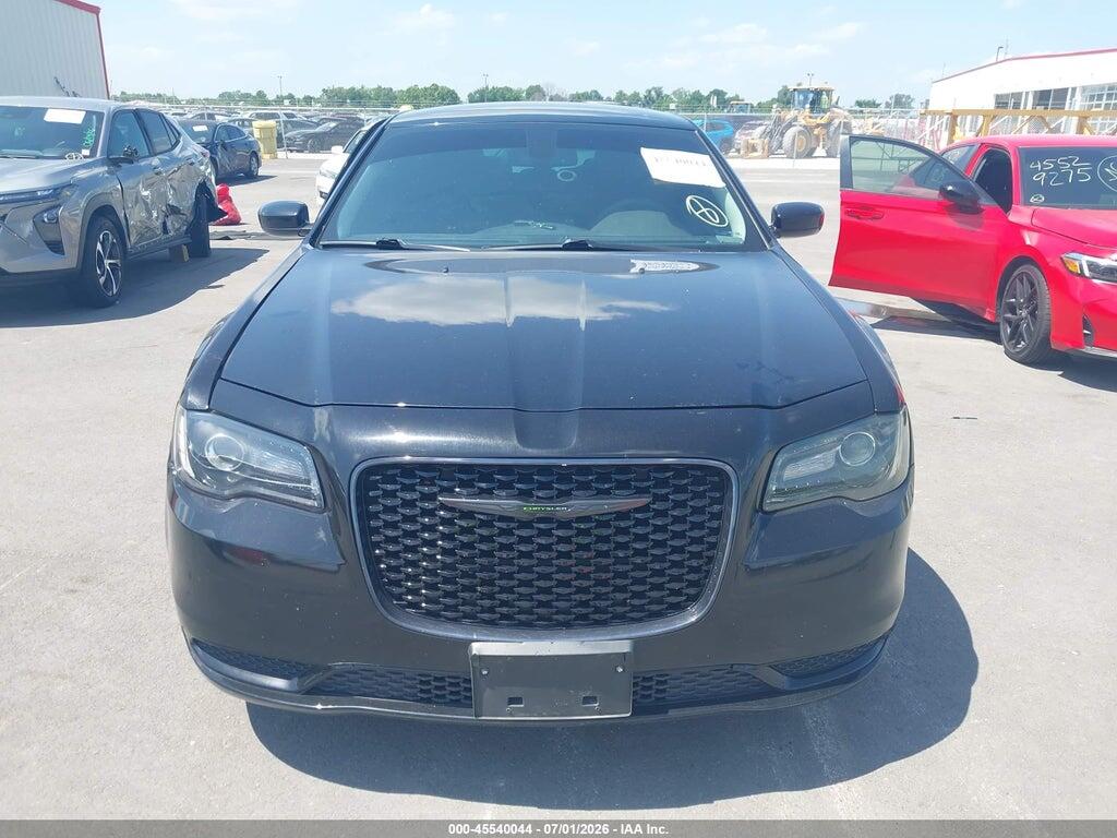 2C3CCAAG2NH203761 2022 CHRYSLER 300 photo no. 12