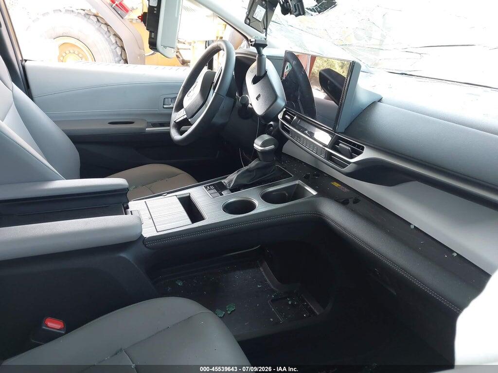 5TDYRKEC3SS267480 2025 TOYOTA SIENNA photo no. 5