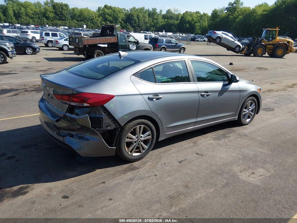 KMHD84LFXJU511965 2018 HYUNDAI ELANTRA photo no. 4