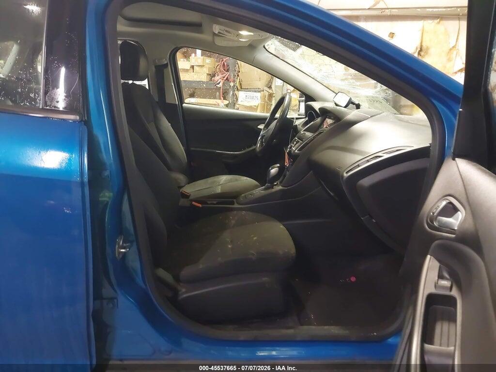 1FADP3M29HL242103 2017 FORD FOCUS photo no. 5