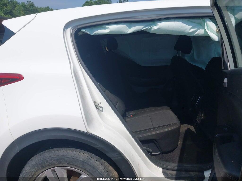 KNDPMCAC7J7346603 2018 KIA SPORTAGE photo no. 8