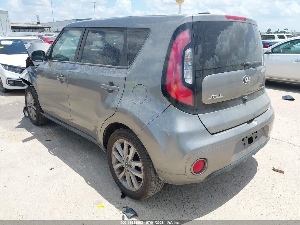 KNDJP3A54J7599960 2018 KIA SOUL photo no. 3