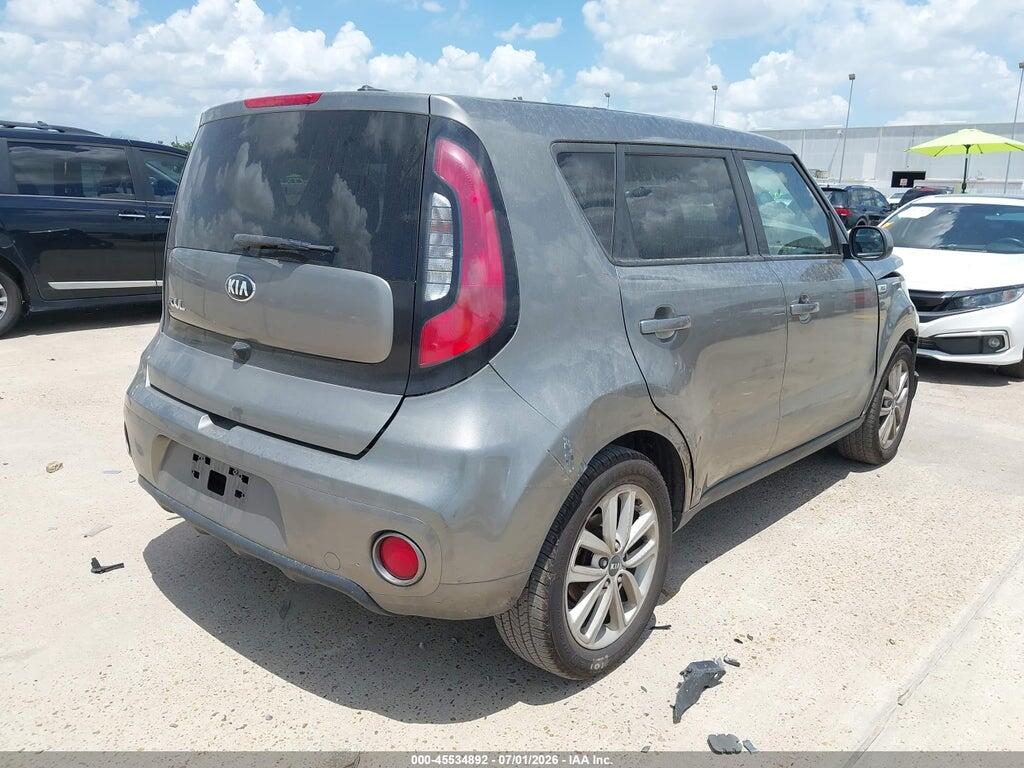 KNDJP3A54J7599960 2018 KIA SOUL photo no. 4