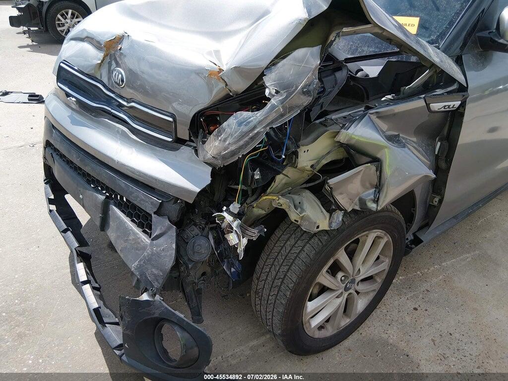 KNDJP3A54J7599960 2018 KIA SOUL photo no. 6