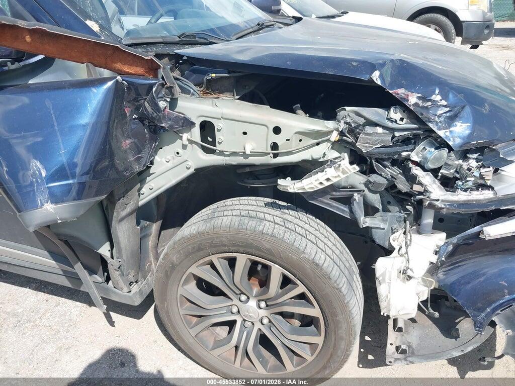 JA4AD3A34HZ070072 2017 MITSUBISHI OUTLANDER photo no. 6