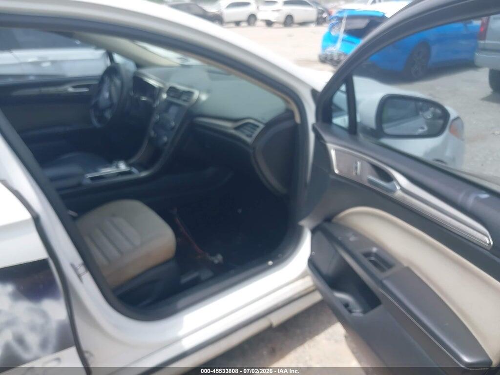 3FA6P0UU2HR397487 2017 FORD FUSION HYBRID photo no. 5
