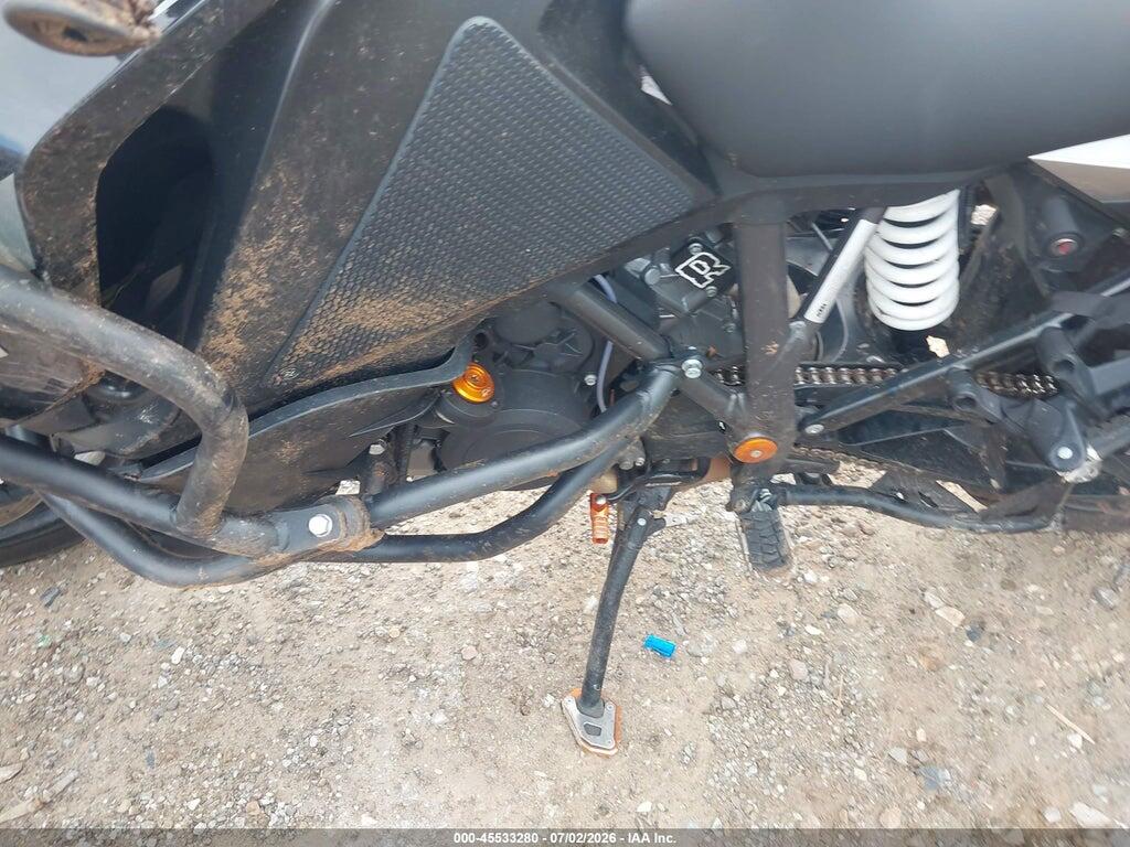 VBKV79408LM920258 2020 KTM 1290 photo no. 9