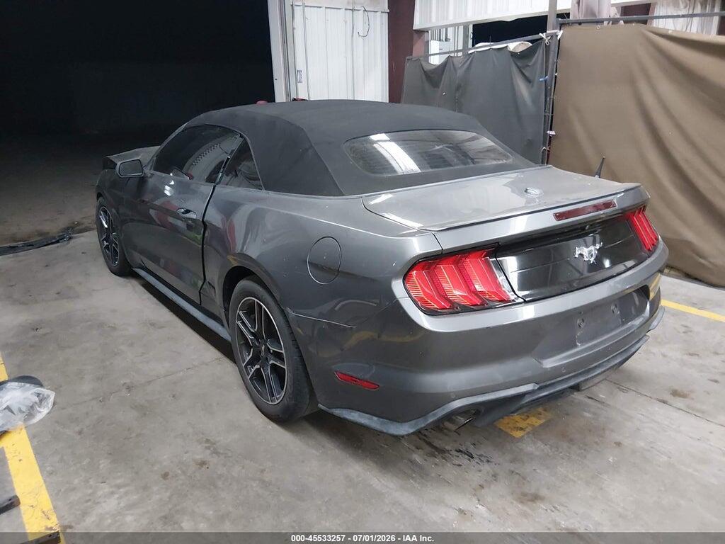 1FATP8UH7M5113451 2021 FORD MUSTANG photo no. 3