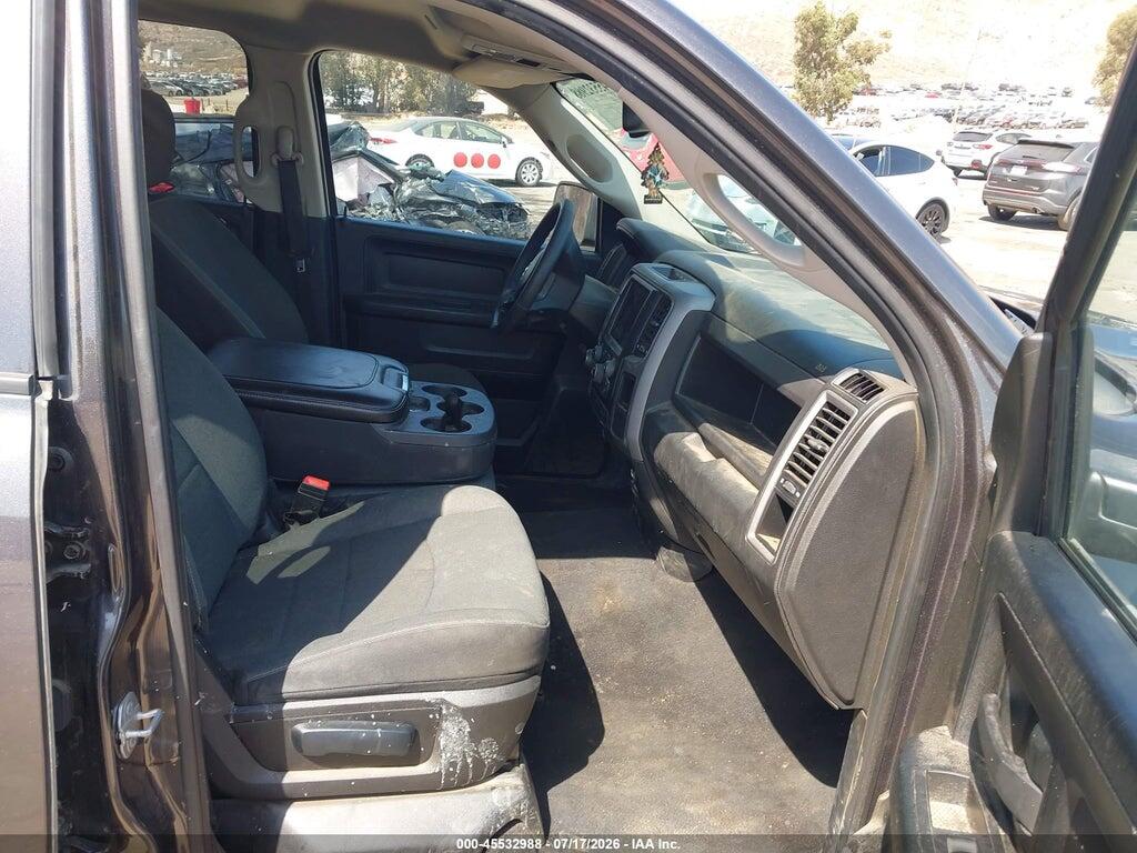 1C6RR6FG5NS170880 2022 RAM 1500 CLASSIC photo no. 5