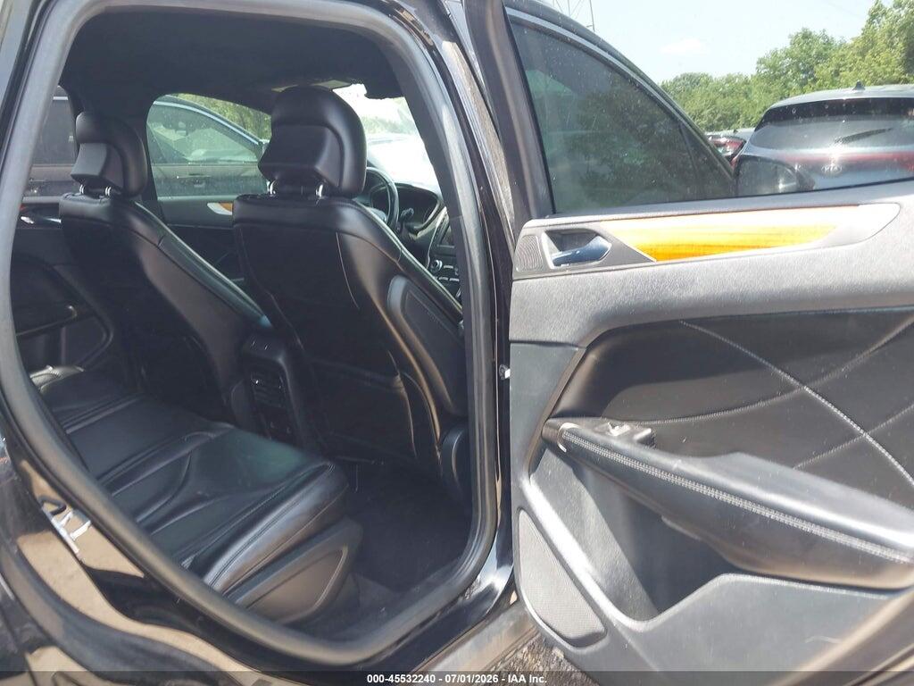 5LMCJ2D98KUL12294 2019 LINCOLN MKC photo no. 8