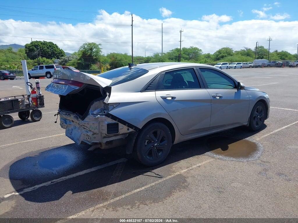 KMHLM4AGXPU532889 2023 HYUNDAI ELANTRA photo no. 4