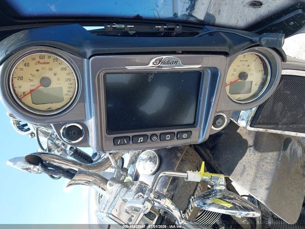 56KTRAAA9H3355866 2017 INDIAN MOTORCYCLE CO. ROADMASTER photo no. 7