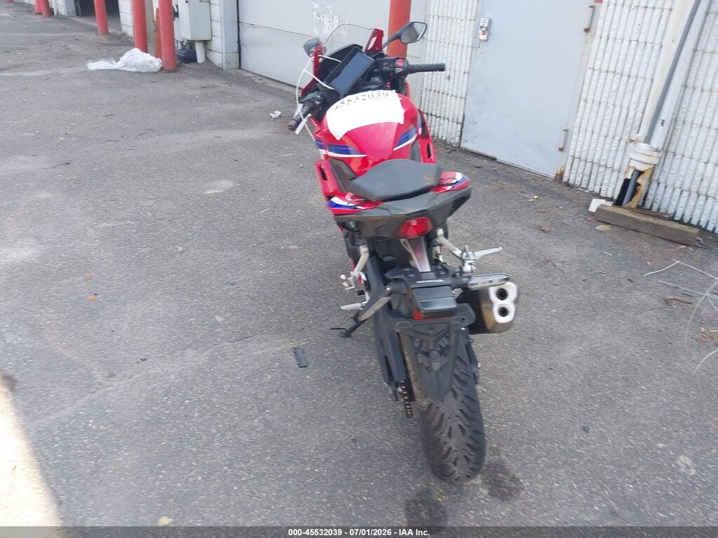 MLHPC7056S5100889 2025 HONDA CBR500 photo no. 6