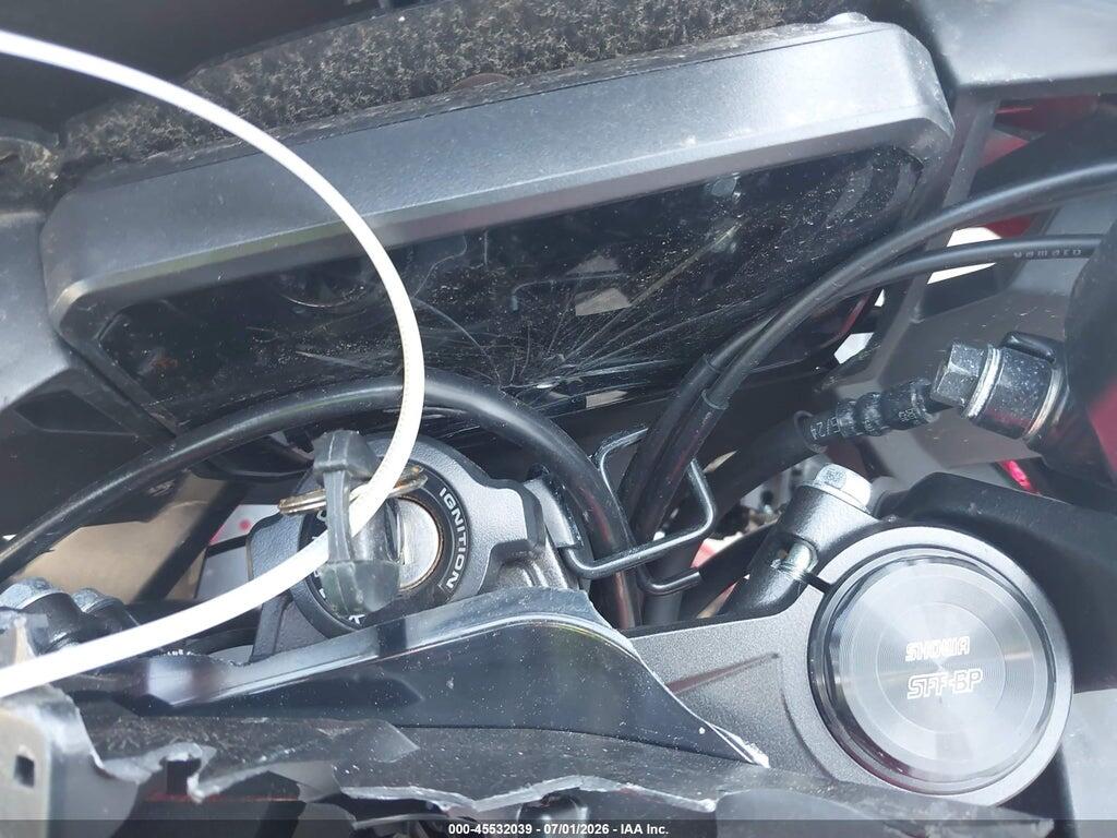 MLHPC7056S5100889 2025 HONDA CBR500 photo no. 7
