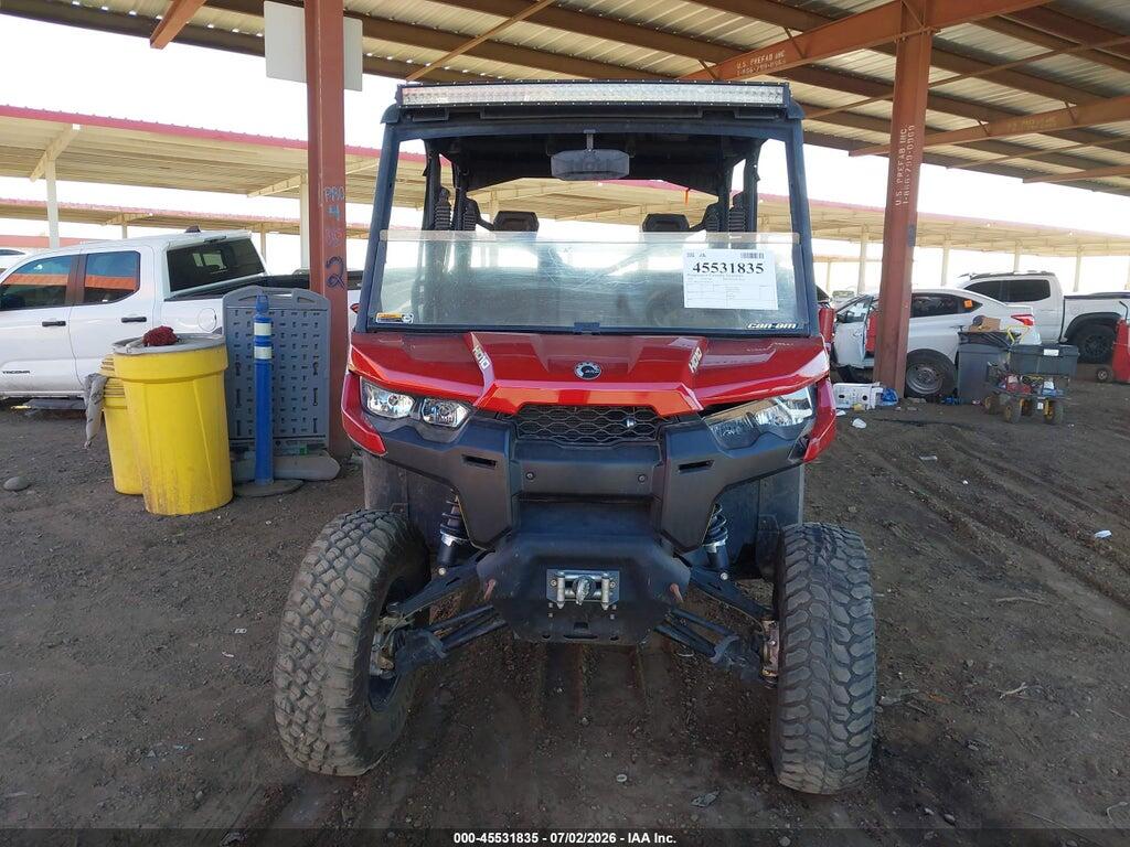 3JBUCAP43HK001920 2017 CAN-AM DEFENDER MAX photo no. 5
