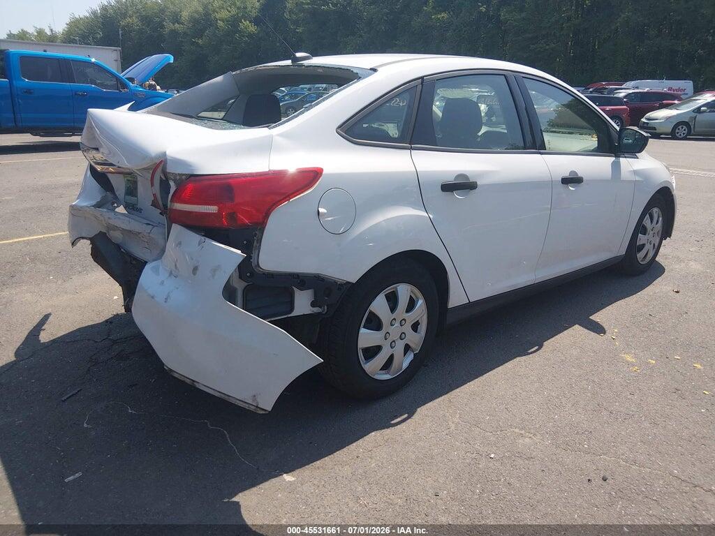 1FADP3E22HL240224 2017 FORD FOCUS photo no. 4