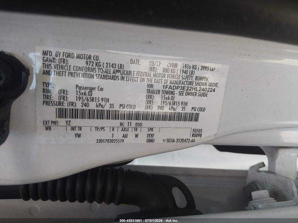 1FADP3E22HL240224 2017 FORD FOCUS photo no. 9
