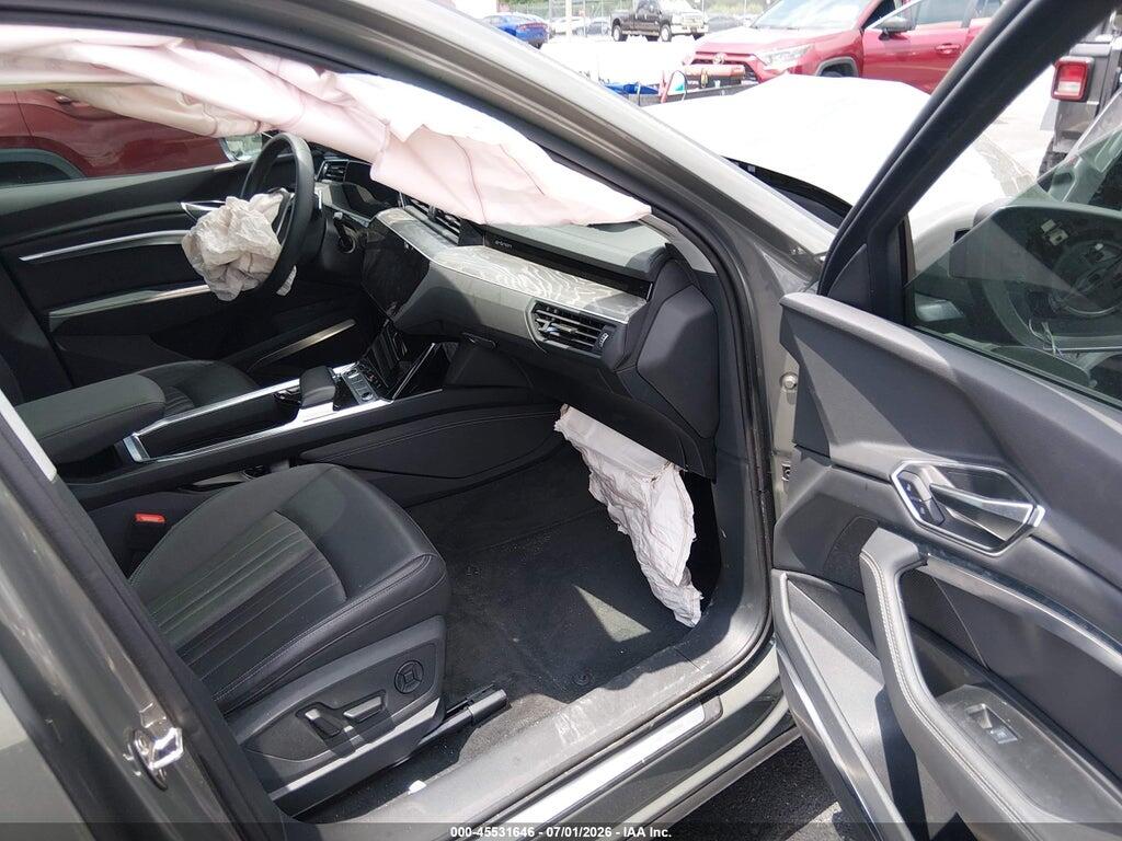 WA15AAGE2RB010891 2024 AUDI Q8 E-TRON photo no. 5