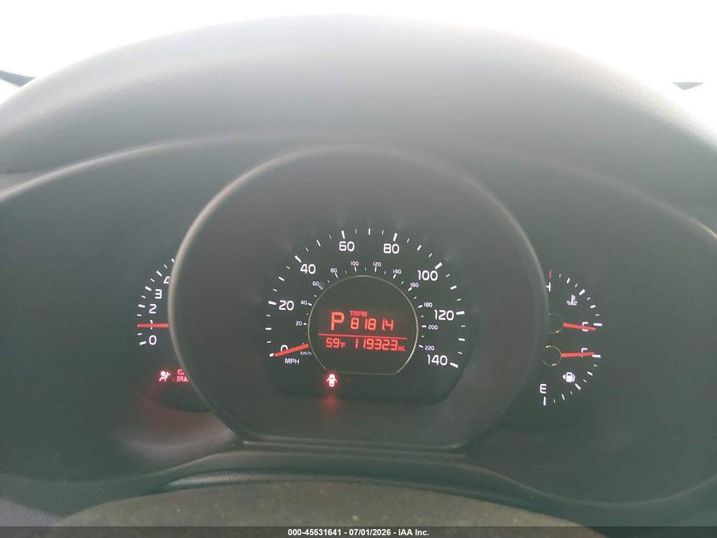 KNDJP3A53G7392243 2016 KIA SOUL photo no. 7