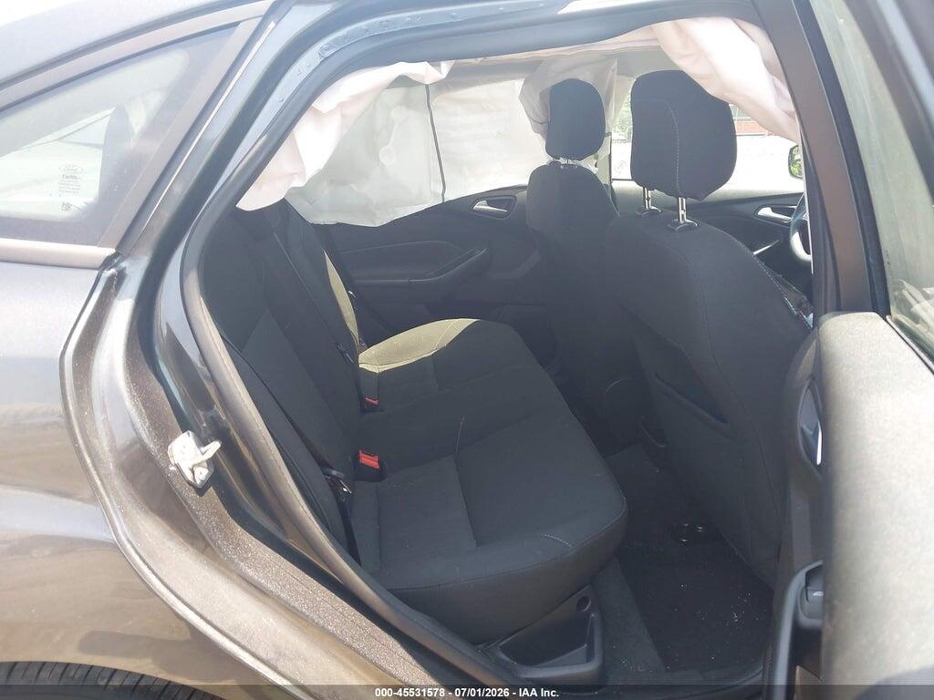 1FADP3F25JL301084 2018 FORD FOCUS photo no. 8