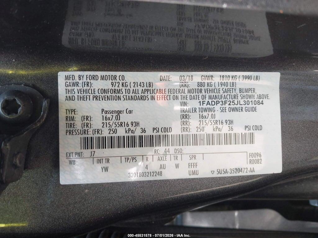 1FADP3F25JL301084 2018 FORD FOCUS photo no. 9