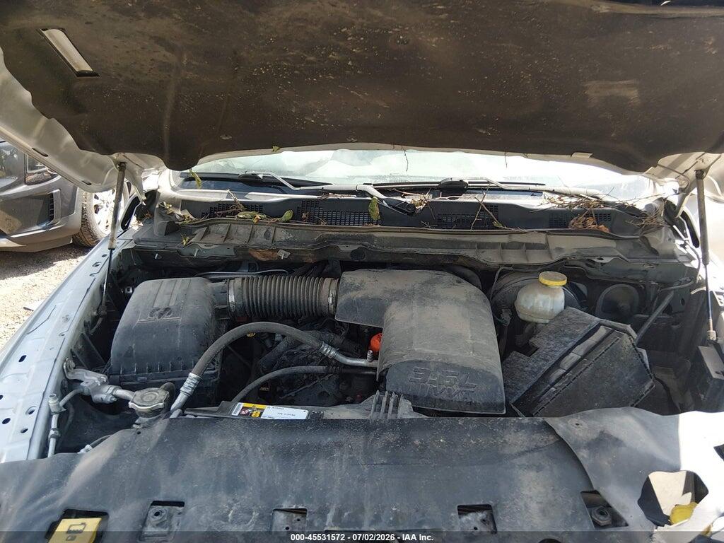 1C6RR7FG7JS327602 2018 RAM 1500 photo no. 10