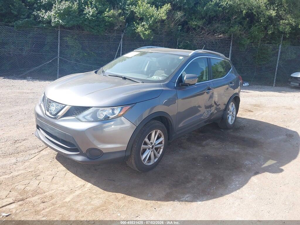 JN1BJ1CR3JW253918 2018 NISSAN ROGUE SPORT photo no. 2