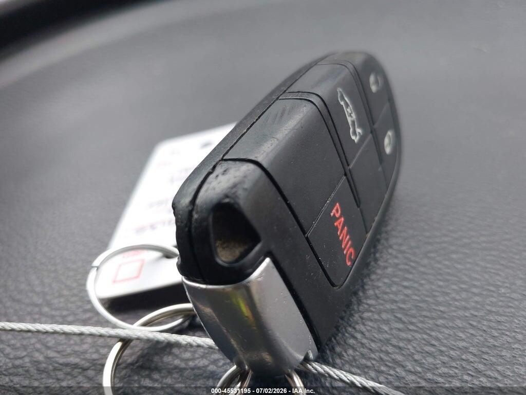 1C3CCCAB2GN175731 2016 CHRYSLER 200 photo no. 11