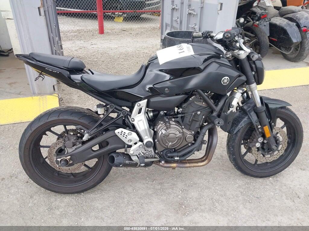 JYARM06E2GA010933 2016 YAMAHA FZ07 photo no. 12
