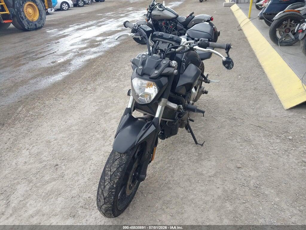JYARM06E2GA010933 2016 YAMAHA FZ07 photo no. 2