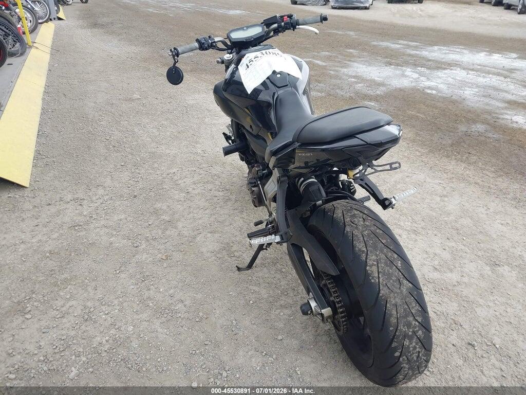 JYARM06E2GA010933 2016 YAMAHA FZ07 photo no. 3