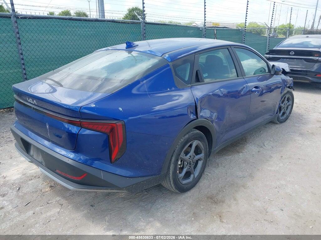 3KPFT4DE9SE032888 2025 KIA K4 photo no. 4
