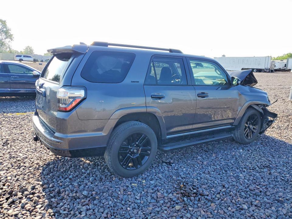 2021 TOYOTA 4RUNNER — Фото 3 из 14