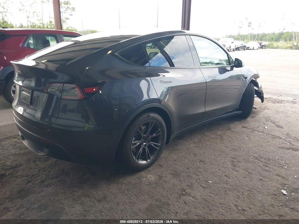 7SAYGDEDXSA371835 2025 TESLA MODEL Y photo no. 4
