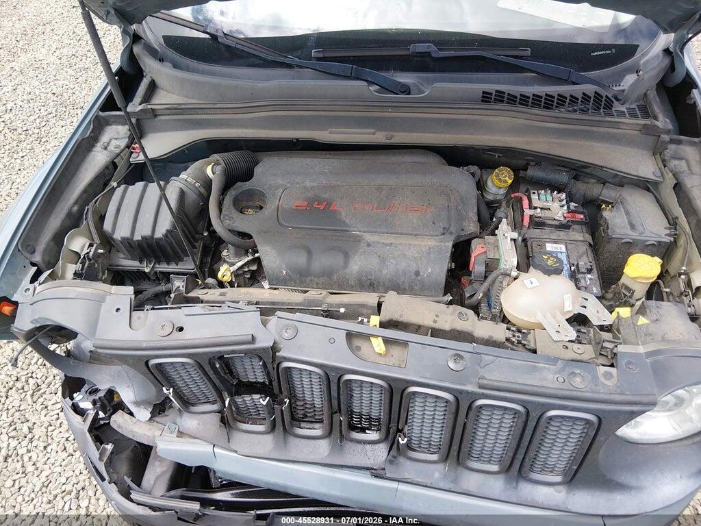 ZACCJBCB2HPG10488 2017 JEEP RENEGADE photo no. 10