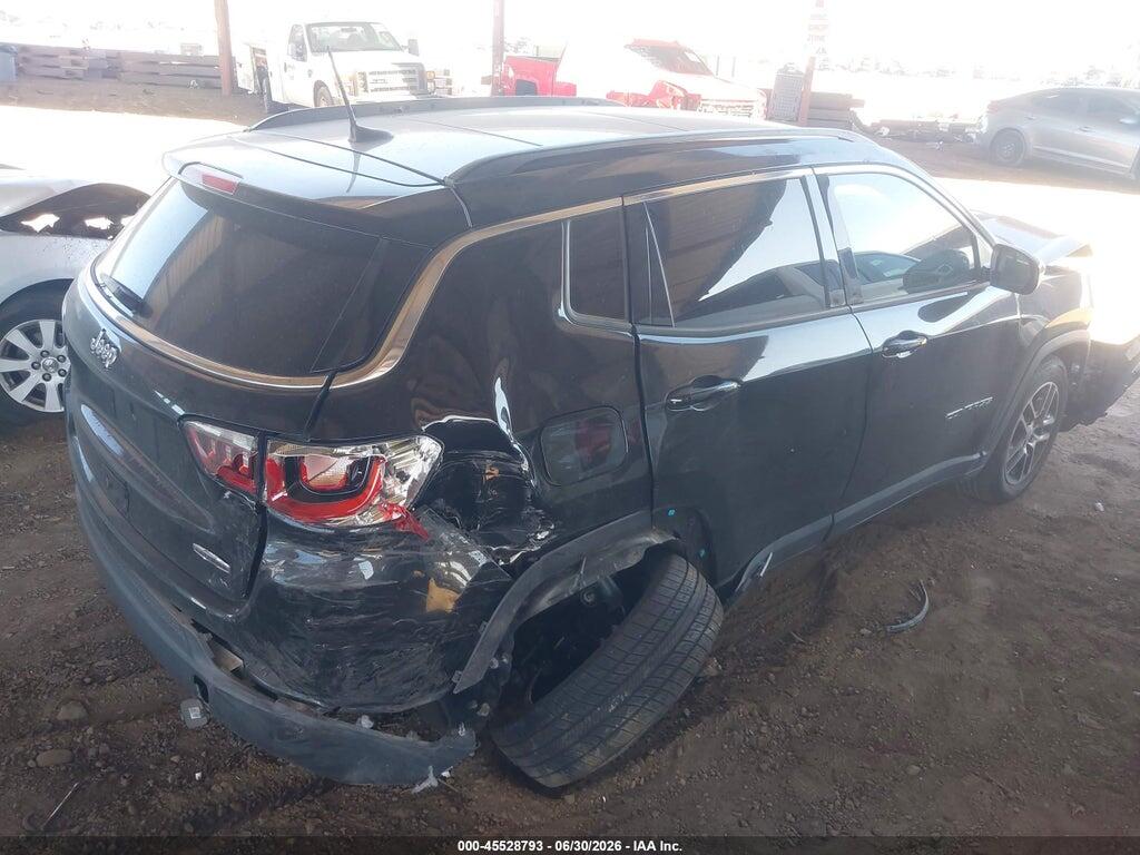 3C4NJCBB3KT743051 2019 JEEP COMPASS photo no. 4