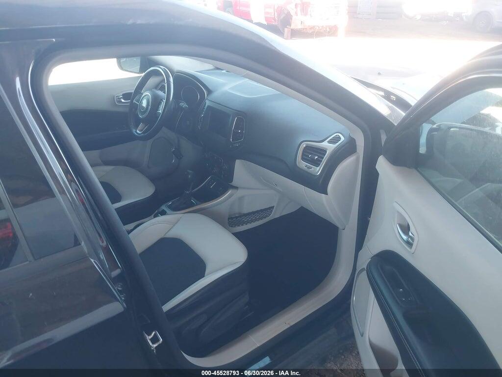 3C4NJCBB3KT743051 2019 JEEP COMPASS photo no. 5