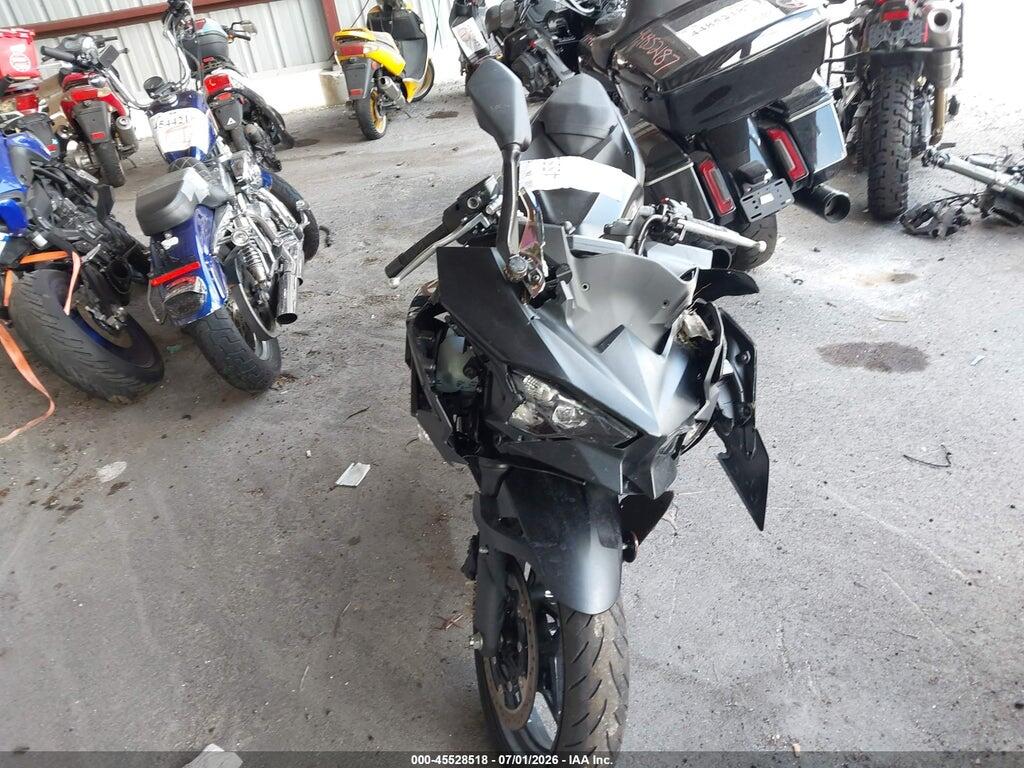 ML5EXGH13TDA74742 2026 KAWASAKI EX500 photo no. 5