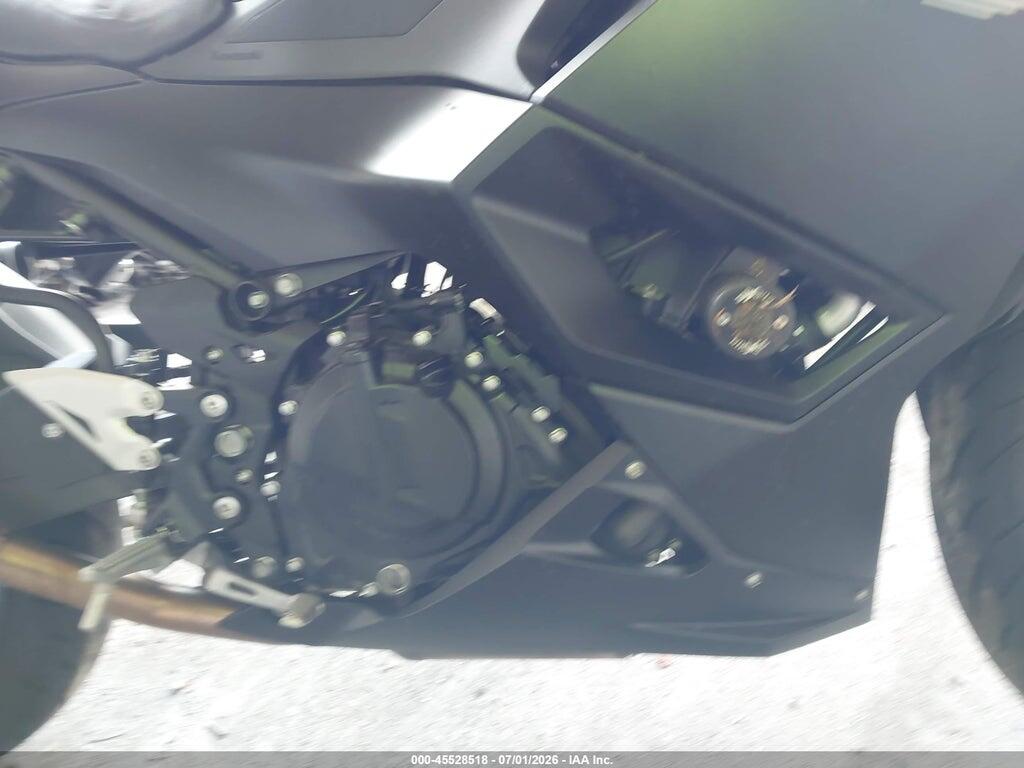 ML5EXGH13TDA74742 2026 KAWASAKI EX500 photo no. 8