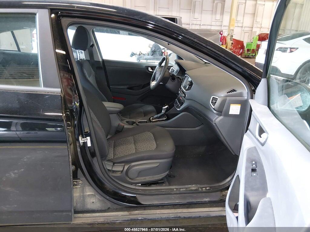 KMHC65LC4HU022419 2017 HYUNDAI IONIQ HYBRID photo no. 5