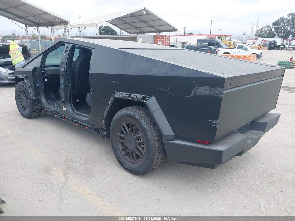 7G2CEHED6TA093597 2026 TESLA CYBERTRUCK photo no. 3