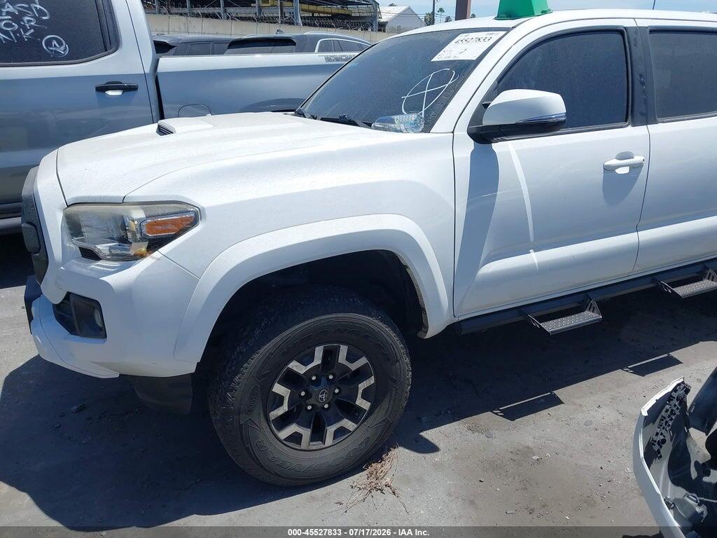 3TMAZ5CN0HM036682 2017 TOYOTA TACOMA photo no. 2