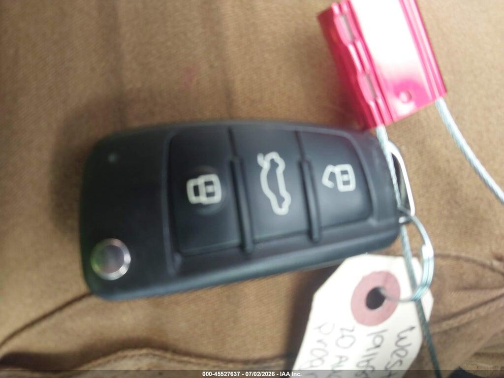 WA1EECF34L1030069 2020 AUDI Q3 photo no. 11