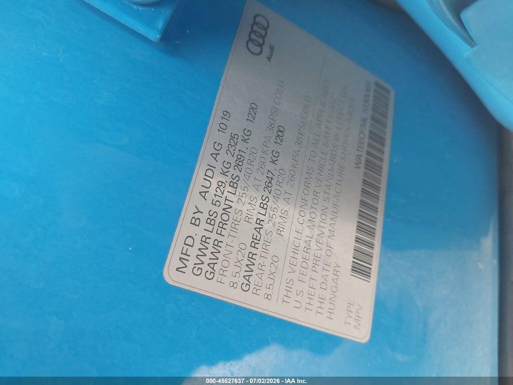 WA1EECF34L1030069 2020 AUDI Q3 photo no. 9